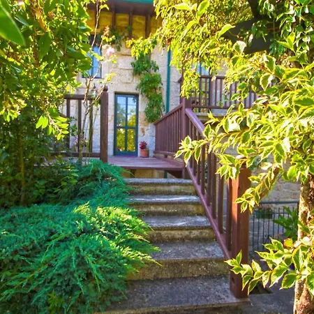 Mansion In With Private Pool And Garden Cerdedo