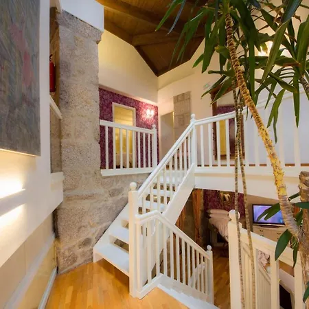 Mansion In With Private Pool And Garden