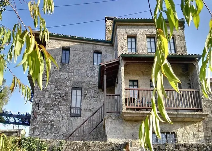 Mansion In With Private Pool And Garden Hébergement de vacances *