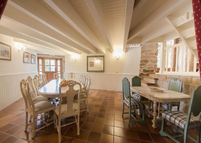 Mansion In With Private Pool And Garden Hébergement de vacances Cerdedo
